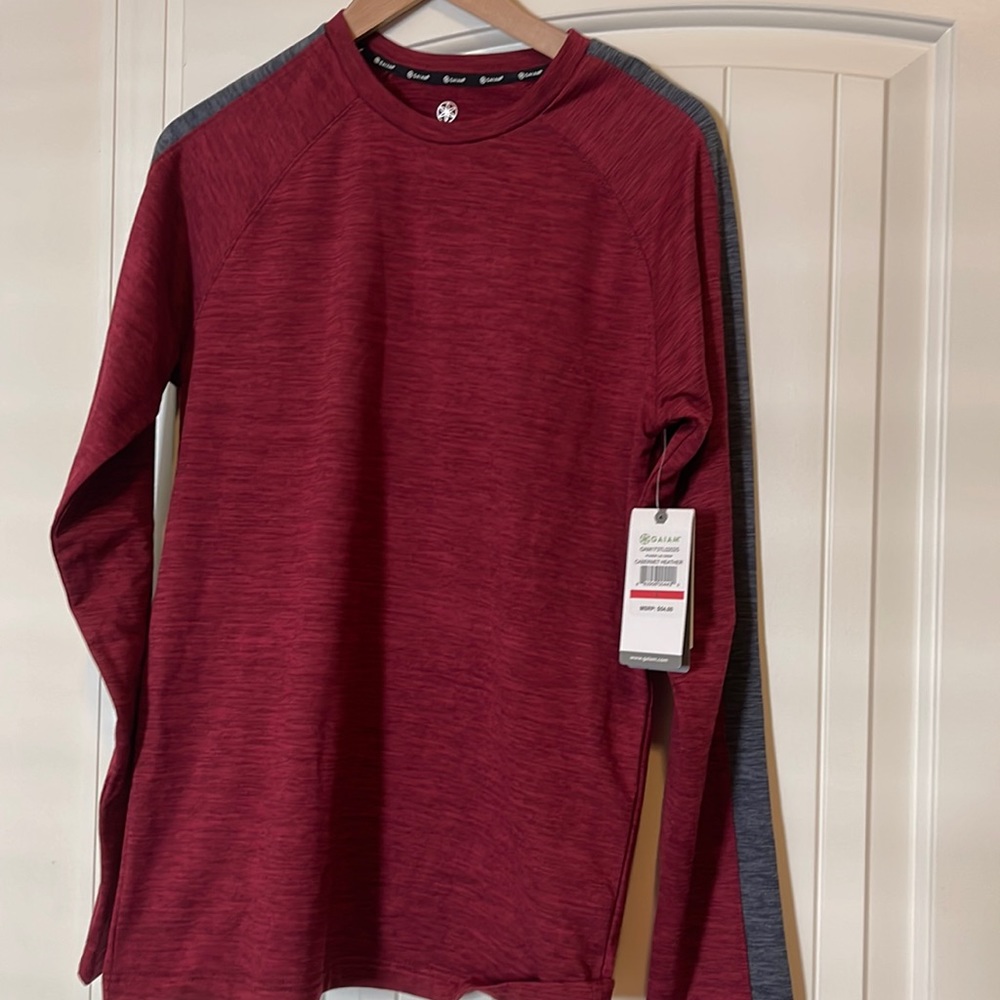 Full sleeves TShirt - new with tags